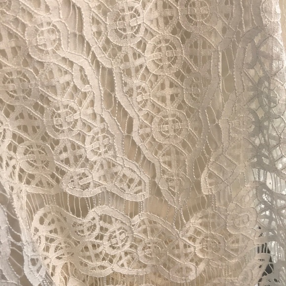 White Romper 😍 - Picture 5 of 6